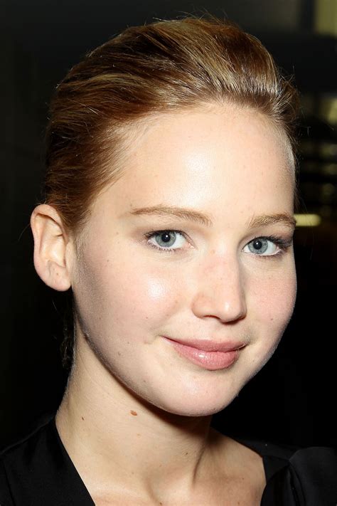 jennifer lawrence no makeup pics.